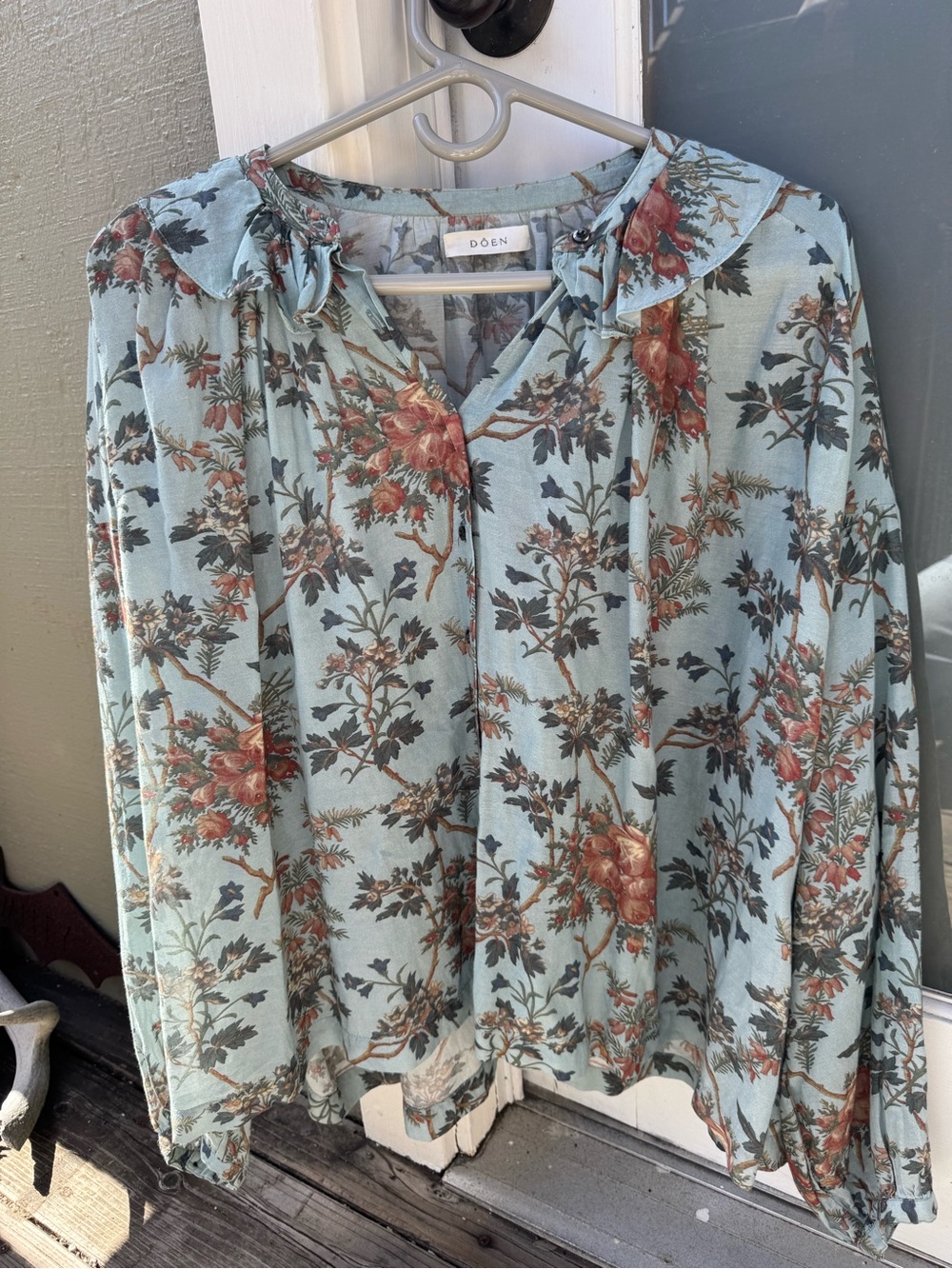 Doen Pale Blue Floral Blouse